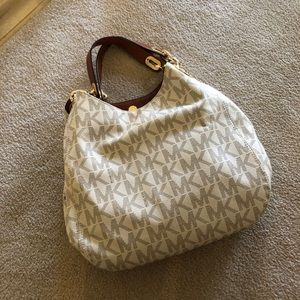 Michael Kors Fulton large bag excellent condition